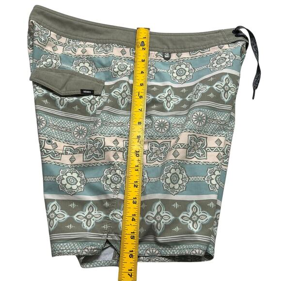 ROARK The Passage Darna Boardshorts - Performance Water Shorts -‎ M - Picture 7 of 7